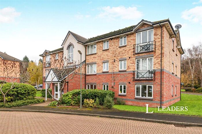 2 Bedroom House To Rent In Parry Drive, Weybridge, KT13