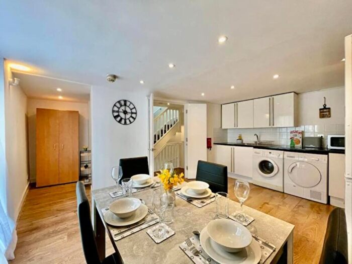 2 Bedroom Terraced House To Rent In York Mews, Ilford, IG1