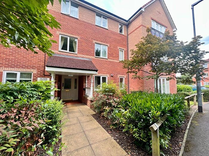 2 Bedroom Apartment For Sale In Oliver House, Wain Avenue, Chesterfield, S41