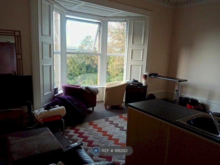 1 Bedroom Flat To Rent In Dyserth Road, Rhyl, LL18