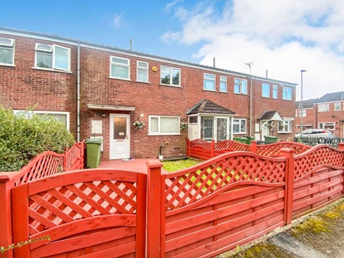 3 Bedroom Terraced House To Rent In Shakespeare Close, Leicester, LE3