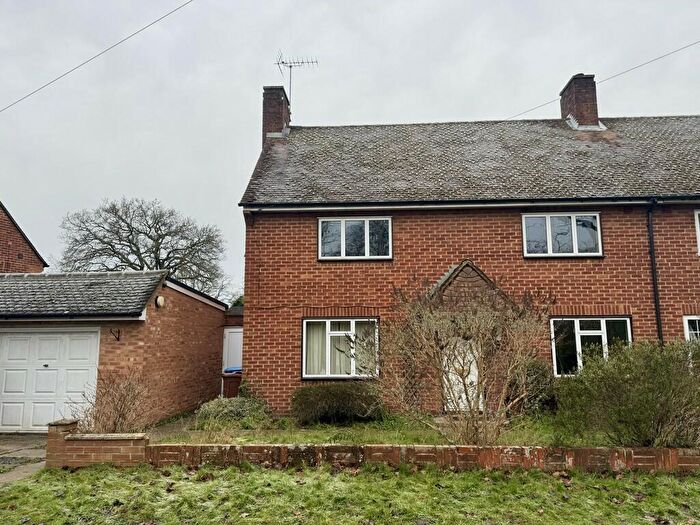 3 Bedroom Semi-Detached House To Rent In Pyestock Crescent, GU14