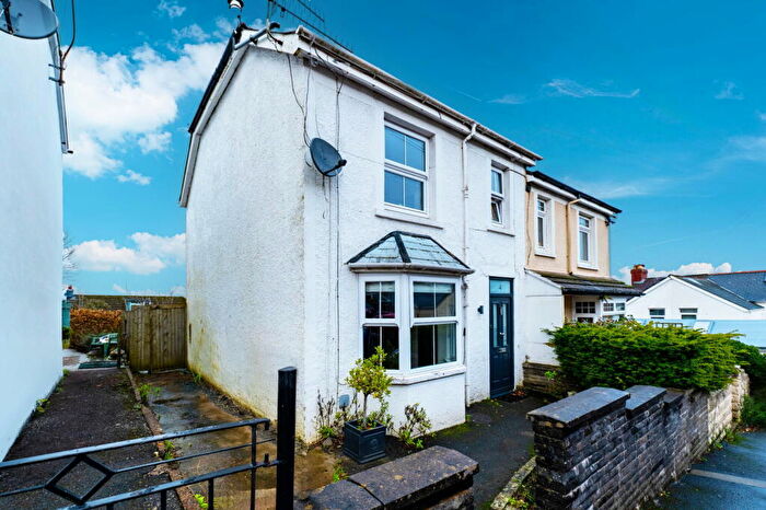 3 Bedroom Semi-Detached House For Sale In Corbett Crescent, Caerphilly, CF83
