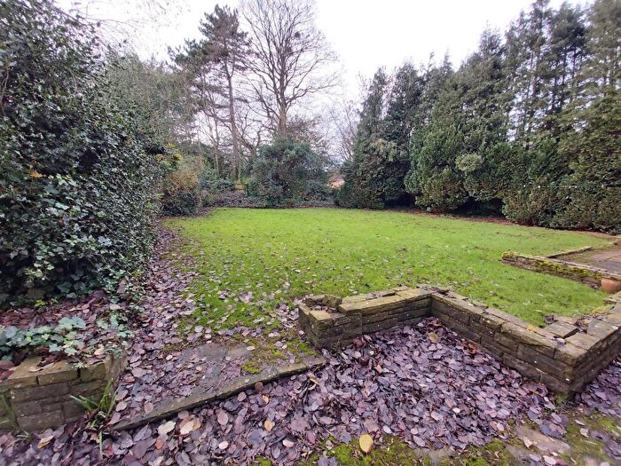 5 Bedroom Detached House To Rent In Eastern Road, B29