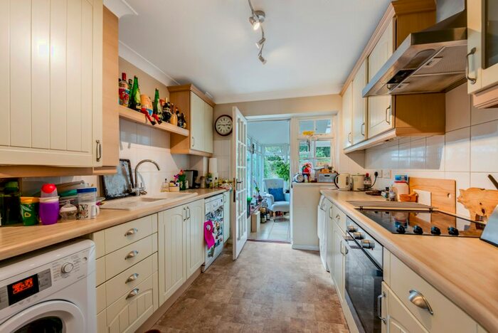 3 Bedroom Semi-Detached House To Rent In Beverley Gardens, Maidenhead, SL6