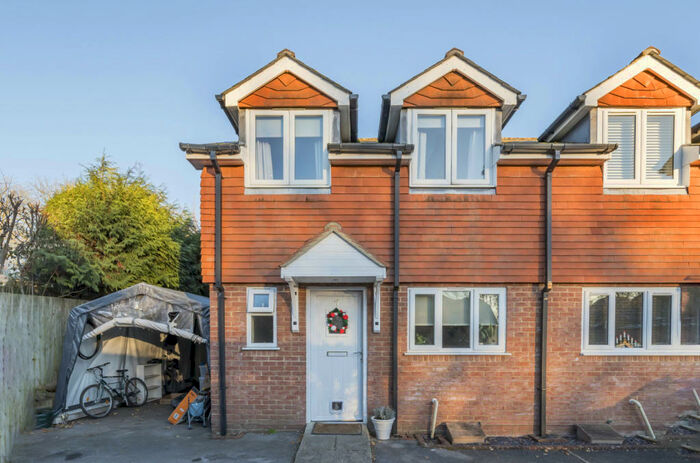 2 Bedroom Semi-Detached House For Sale In Watercress Meadow, Alresford, Hampshire, SO24
