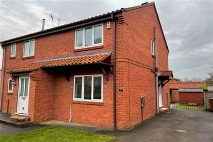 2 Bedroom House To Rent In The Limes, Helmsley, YO62