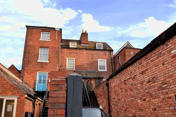 4 Bedroom Maisonette Flat To Rent In Britannia Road, Worcester, WR1