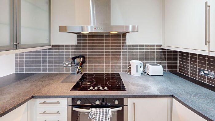 2 Bedroom Flat To Rent In Colquitt Street, Liverpool, L1