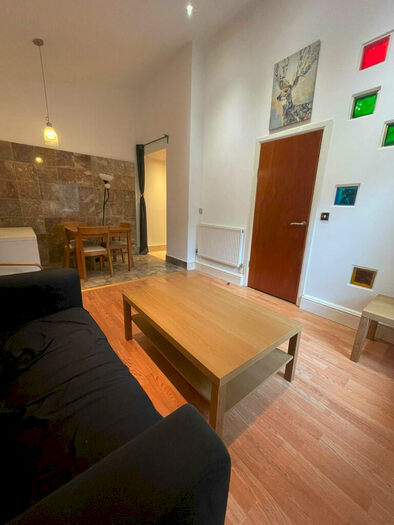 1 Bedroom Bungalow To Rent In Lovely Bed Bungalow In A Private Gated Complex -Honeysuckle Gardens, Walthamstow, E17