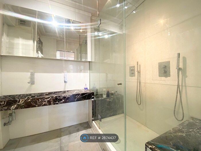 2 Bedroom Flat To Rent In Hallam Street, London, W1W