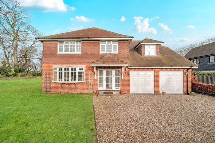 4 Bedroom Detached House For Sale In Valley Road, Margate, CT9