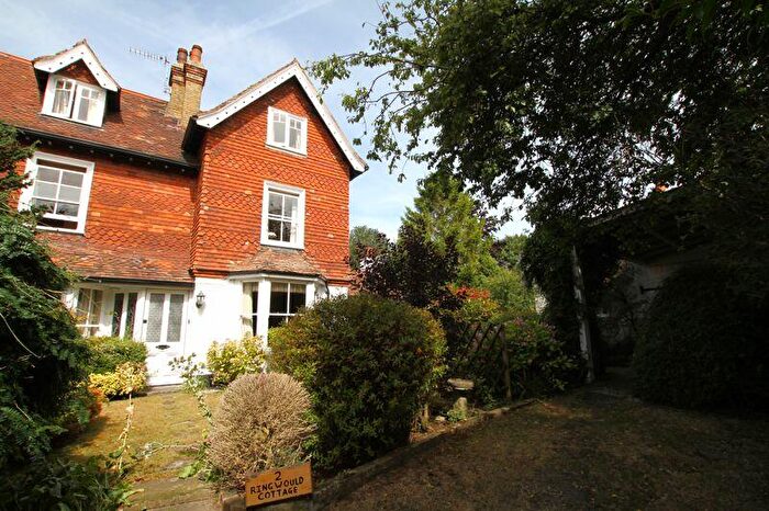 3 Bedroom Semi-Detached House For Sale In Ringwould, CT14