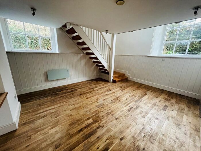 1 Bedroom Apartment To Rent In Haverfordwest, SA61