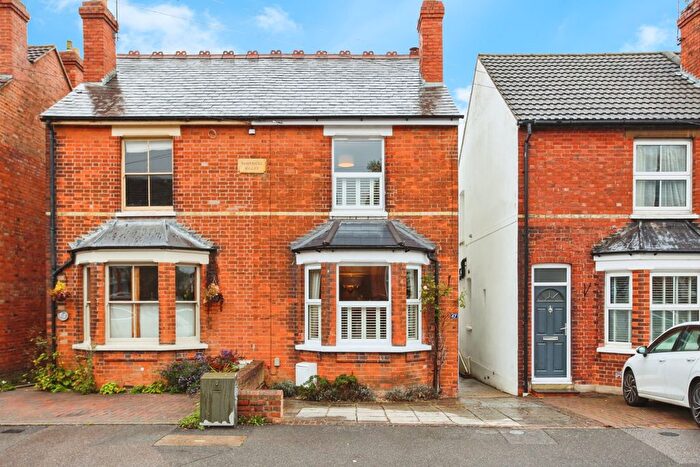 2 Bedroom Semi-Detached House For Sale In Hectorage Road, Tonbridge, TN9