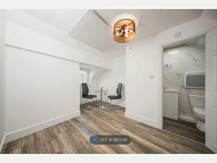 Studio To Rent In King Richard Street, Coventry CV2