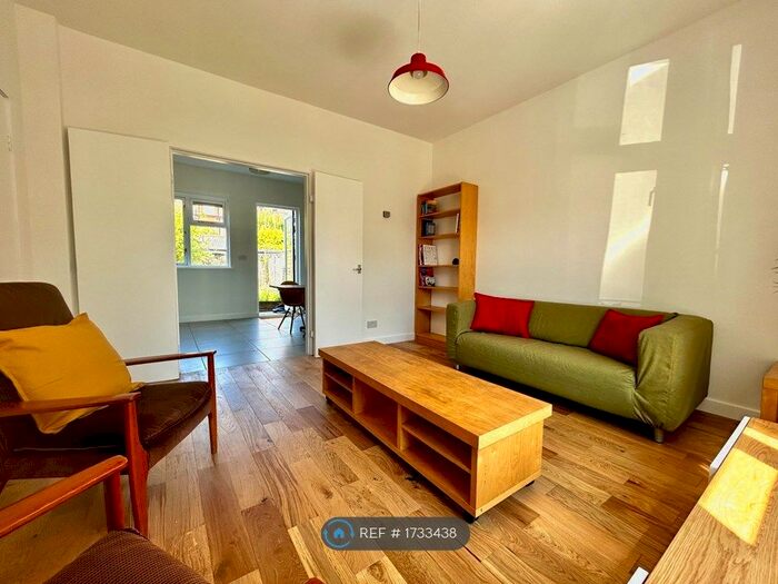 3 Bedroom Terraced House To Rent In Wilman Grove, London, E8