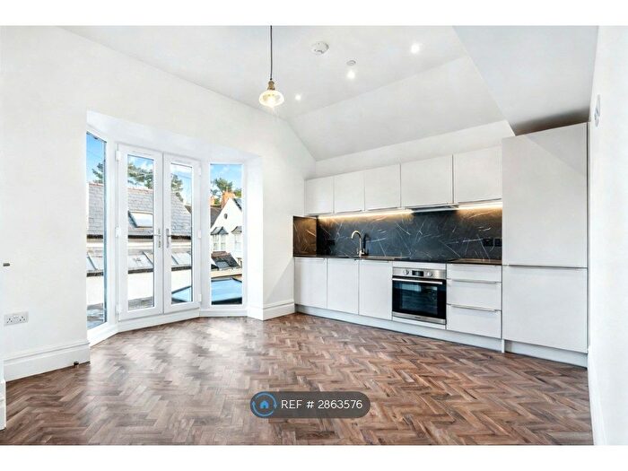 2 Bedroom Flat To Rent In Cathedral Road, Cardiff, CF11