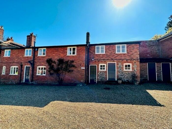 3 Bedroom Cottage To Rent In Cavick Road, Wymondham, Norfolk, NR18