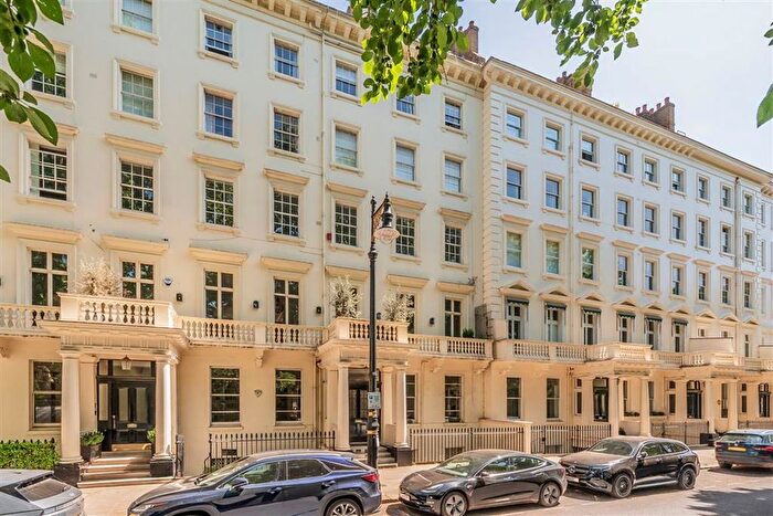 3 Bedroom Flat For Sale In Warwick Square, London, SW1V