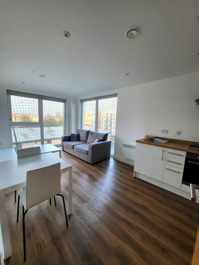 1 Bedroom Flat To Rent In Gateway, Trafford Road, Salford, M5