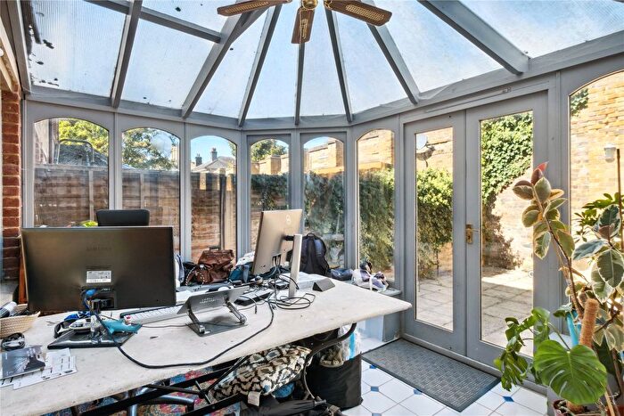 3 Bedroom Terraced House For Sale In Carmichael Mews, London, SW18