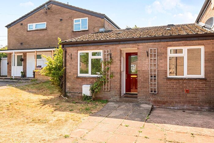 2 Bedroom Terraced Bungalow For Sale In Boyes Close, Halberton, Tiverton, EX16