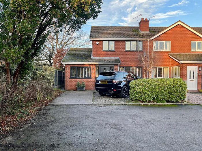 3 Bedroom House For Sale In Nursery Close, Shavington, Crewe, CW2