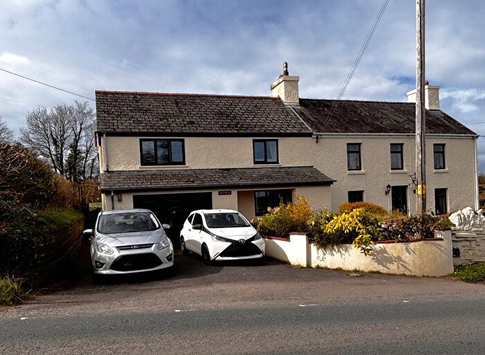 3 Bedroom Semi Detached House For Sale In Pontantwn, Kidwelly, SA17