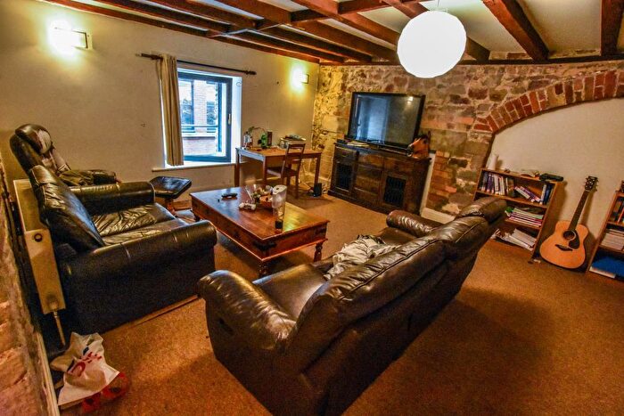 2 Bedroom Flat To Rent In Protheroes House, Hobbs Lane, Bristol, BS1