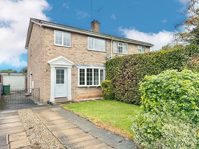 3 Bedroom Semi-Detached House To Rent In Elm Road, Driffield, YO25