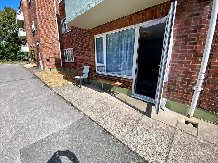 2 Bedroom Apartment To Rent In Harcourt, Derby Road, Bournemouth, BH1