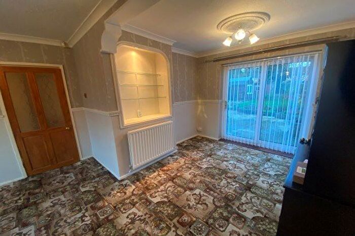 2 Bedroom Property To Rent In Lichfield Road, Willenhall, WV12
