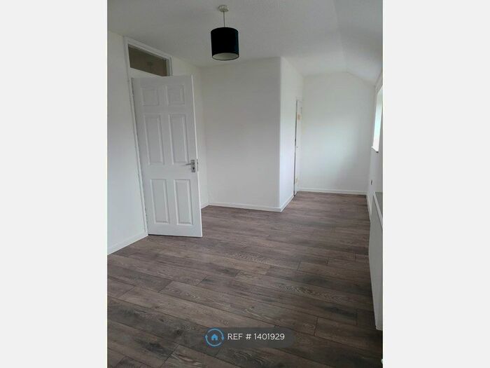 3 Bedroom Terraced House To Rent In Wolverton Road, Stanmore, HA7