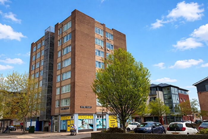 2 Bedroom Flat To Rent In Bishopsfield Road, Fareham, PO14