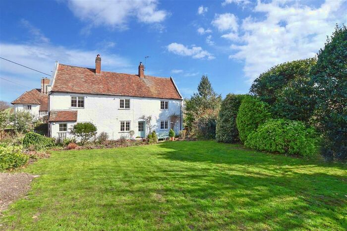 4 Bedroom Detached House For Sale In Marshborough, Sandwich, Kent, CT13