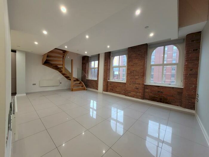 3 Bedroom Duplex To Rent In Apt . :: Ice Plant, M4