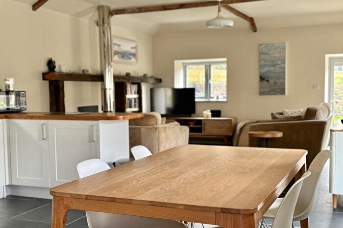 2 Bedroom Barn Conversion For Sale In Tredinnick Farm Barn, Wadebridge, PL27