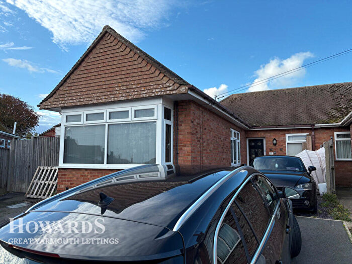 3 Bedroom Bungalow To Rent In Caister-On-Sea, Great Yarmouth, NR30