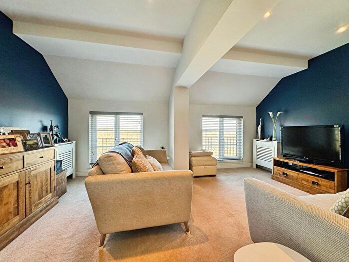 3 Bedroom Flat For Sale In Tregarrick, Looe, Cornwall, PL13