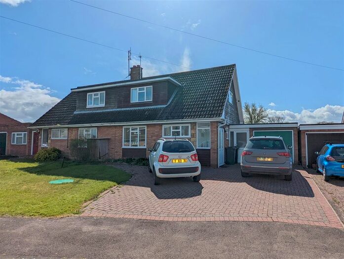 3 Bedroom Semi-Detached House For Sale In Welland Gardens, Welland, Malvern, WR13