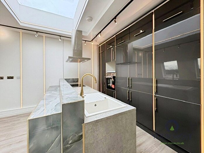 2 Bedroom Flat To Rent In Albion Place, Maidstone, Kent, ME14