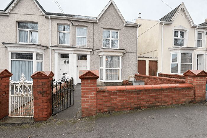 3 Bedroom Semi Detached House For Sale In Gorseinon, SA4