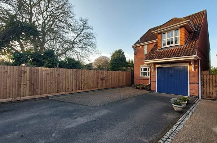 3 Bedroom Detached House For Sale In Waggoners Way, Morton, Bourne, PE10