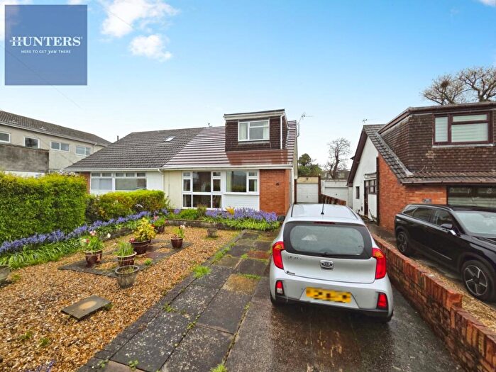 4 Bedroom Semi-Detached Bungalow For Sale In Alyson Way, Pencoed, Bridgend, CF35