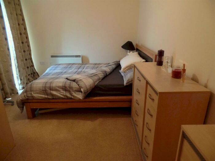 2 Bedroom Apartment To Rent In Triumph House, Manor House Drive, Cv Central, Coventry, CV1