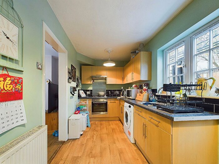 2 Bedroom Semi-Detached House For Sale In Arsenal Road, London, Greater London, SE9