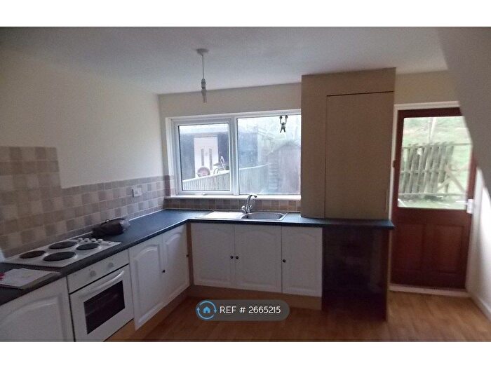 3 Bedroom Terraced House To Rent In Reeves Croft, Milton Keynes, MK12