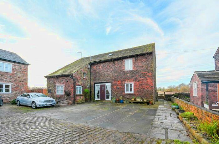 3 Bedroom Detached House For Sale In Lunds Close, Westhead, Ormskirk, L40