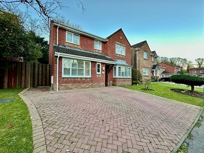 4 Bedroom Detached House For Sale In Pontllanfraith, Blackwood, NP12
